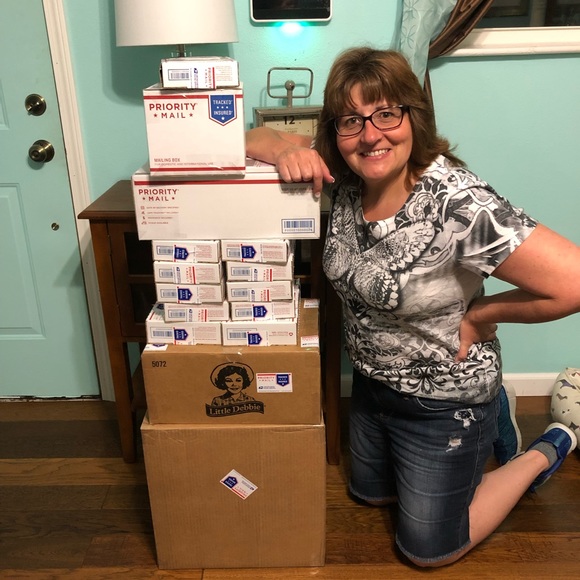 Hi! It’s new to meet you. My name is Marcie. - Picture 6 of 8